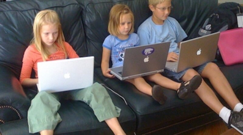 Screen-Free Activities For Your Kids Wellbeing