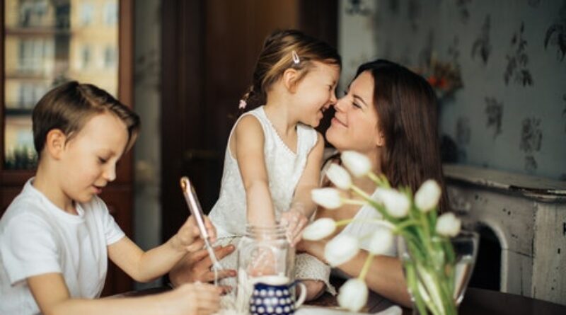 12 Timesaving Housework Hacks to Help Work at Home Mums Thrive