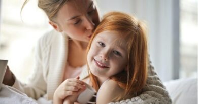 wedding makeup artist in Sydney pampers bride and daughter